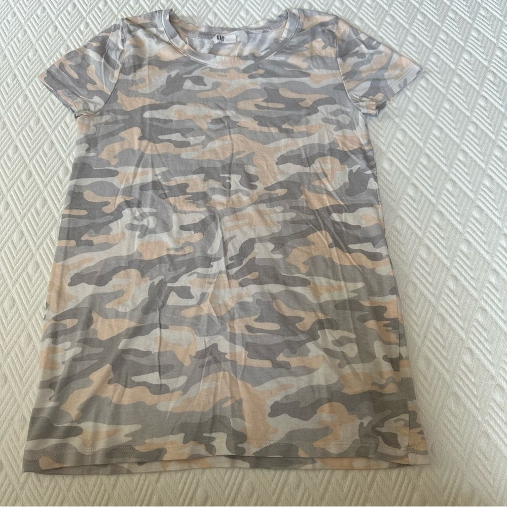 GAP T-Shirt